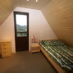 木屋 In Near Castle Ruins *