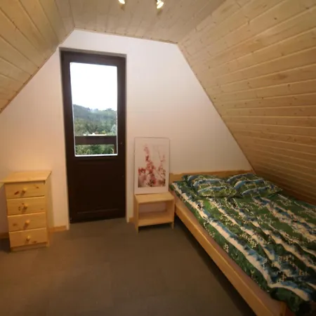Chalet In Near Castle Ruins *